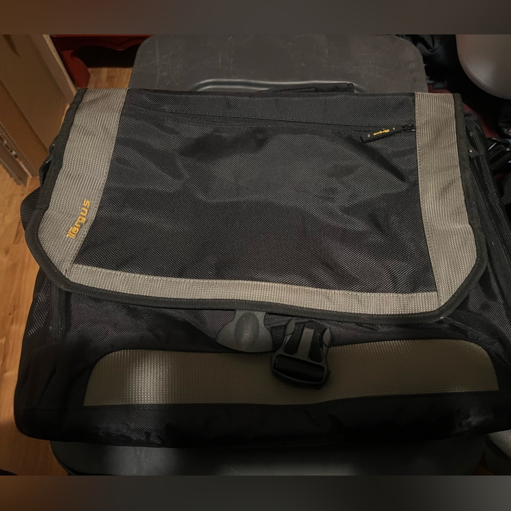 Targus Lap Top Bag
